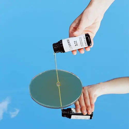 hue.verse - demi-permanent gloss